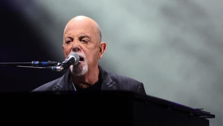 Billy Joel, touché par une affection au cerveau, rassure ses fans sur sa santé