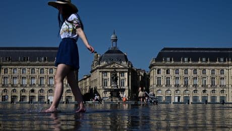 Une chaleur «d’un niveau exceptionnel» attendue : 12 départements en vigilance rouge canicule ce lundi et mardi