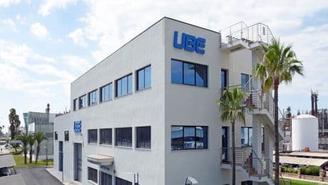 UBE se hace con Lanxess por 500 millones a través de su filial de Castellón