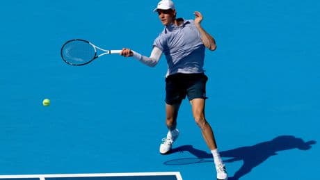 Jannik Sinner laat Félix Auger-Aliassime kansloos en gaat door in Cincinnati