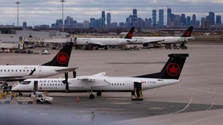Polizei riegelt Terminal ab - Schießerei am Flughafen in Toronto
