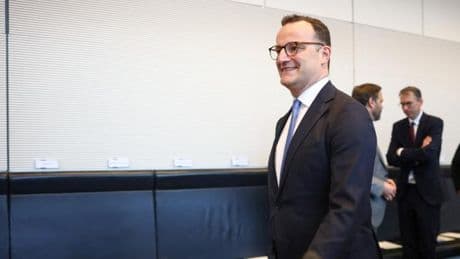 Spahn zu neuem Chef der Unionsfraktion gewählt