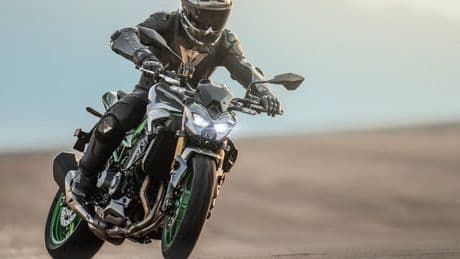La nueva Kawasaki Z900, ahora con tres años de mantenimiento incluídos