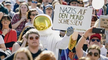Bundesweite Demos | »Ein AfD-Verbotsverfahren ist kein Luxus«