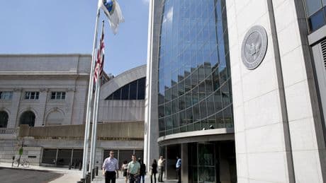 La SEC rebaja sus tarifas a las empresas un 9,8%
