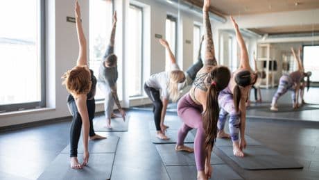 Laut Osteopath: Diese eine Dehnübung sollte jeder täglich machen