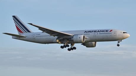 Un Boeing d'Air France pour le Brésil brusquement dérouté à Bordeaux à cause d'une odeur à bord