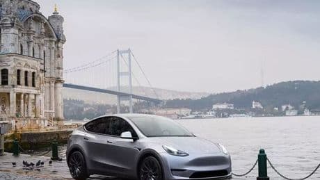 Tesla yeni sipariş almayı durdurdu