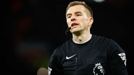 Official removed from Liverpool vs Arsenal at last minute after blunder