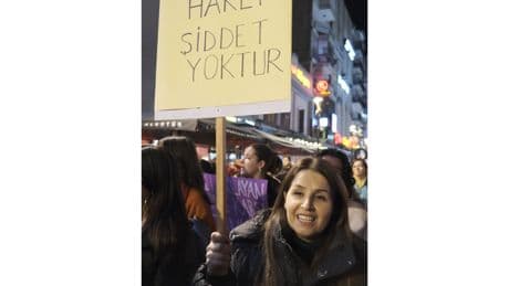Şiddet gören kadın evli olduğu F.A'yı şikayet etti: Şiddet faili F.A polislerin üzerine köpek saldı