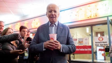 Brisantes Enthüllungs-Buch - Biden sollte bei Wiederwahl in den Rollstuhl