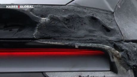 Yeni aldığı Tesla aracı cayır cayır yandı: "Daha dün almıştım ve..."