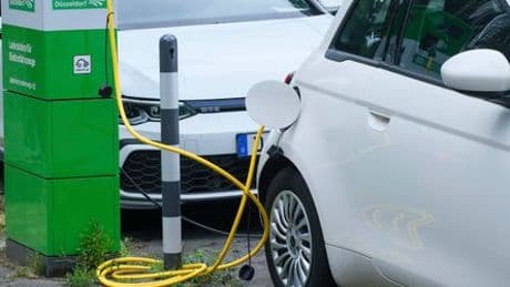 EU plant offenbar Verbrenner-Verbot für Firmenflotten und Mietautos