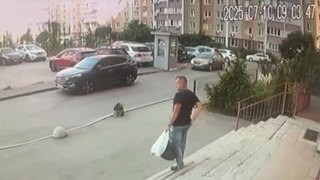 CCTV: Ukrainian intelligence officer shot dead in Kyiv assassination