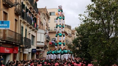 La doble 'tripleta màgica' marca la segunda diada de las Colles Campiones