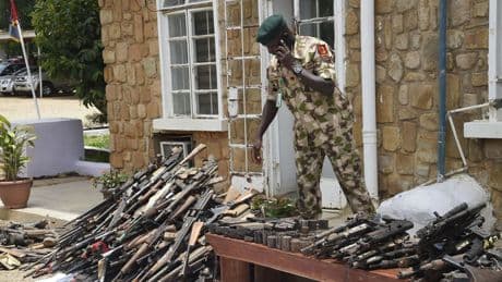 Zeker 27 doden bij aanslag op moskee in Nigeria