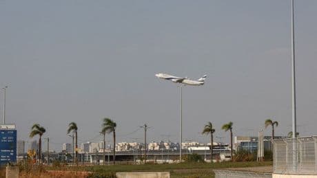 Husilerden İsrail'in Ben Gurion Havalimanı'na füze saldırısı
