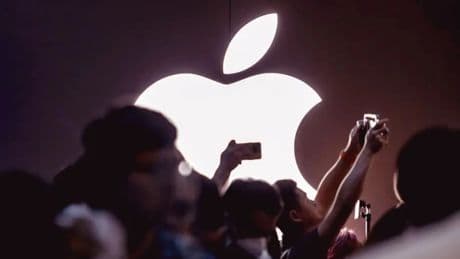 Apple quiere evitar los aranceles y elevará a más de 500.000 millones de euros sus inversiones en EEUU