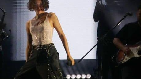 Zeynep Bastık'tan Tekirdağ konseriyle ilgili paylaşım! '1 kilo vermişim'