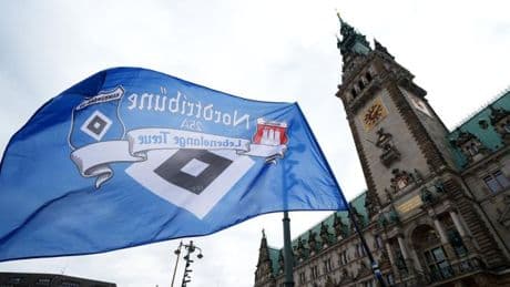 Euphorie im Rathaus und davor – „Heute wäre Uwe Seeler stolz auf seinen HSV“
