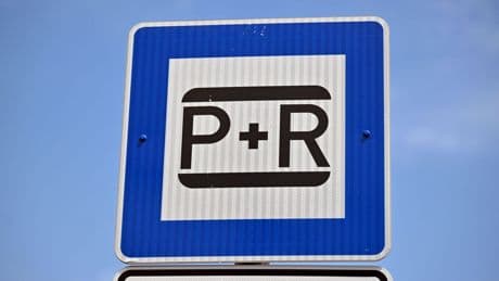 Fahrgemeinschaften: Automobilclubs fordern mehr Mitfahrparkplätze