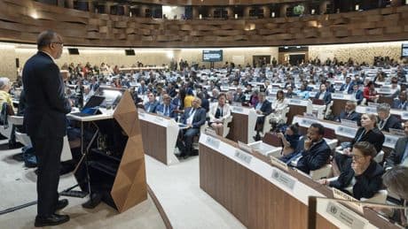 La OMS aprueba de forma unánime un histórico tratado para prevenir y hacer frente a las próximas pandemias