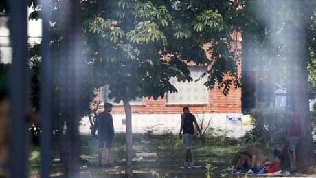 La masificación de los centros de menores migrantes de Madrid duplica los incidentes y obliga a reforzar la vigilancia