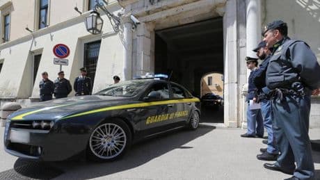 Freno ai blitz della Finanza in azienda