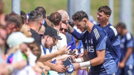 Schalke 04 passt die Spieler-Verträge an – nach unten