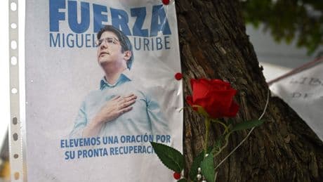 Detienen a una mujer sospechosa de estar implicada en el atentado contra el candidato presidencial de Colombia Miguel Uribe