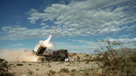 Doppelt so stark wie HIMARS: Neuer Rheinmetall-Werfer feuert in USA ersten Schuss ab