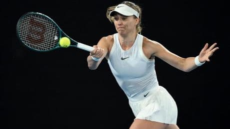 Paula Badosa regresa y logra un plácido pase a cuartos de final en Estrasburgo