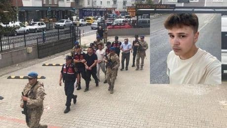 Pompalı tüfekli cinayet davasında 3 sanığa 15'er yıl hapis cezası