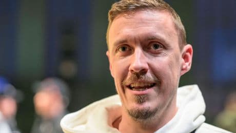Max Kruse: Ex-Fußballer teilt emotionales Foto von Sohn Lauro Maxim