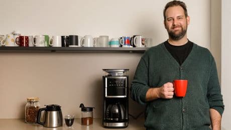 Filterkaffeemaschinen mit Mahlwerk im Test: Zwölf Modelle im Vergleich