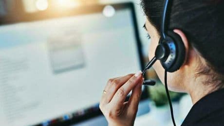 Telemarketing e truffe, svolta Agcom: stop alle chiamate illegali dall'estero