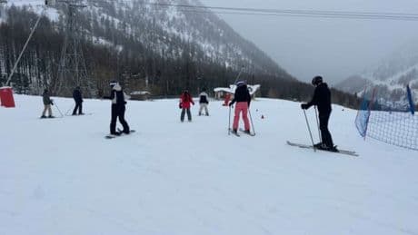 Isola 2000: de fortes chutes de neige avant le week-end de Pâques, les skieurs ravis