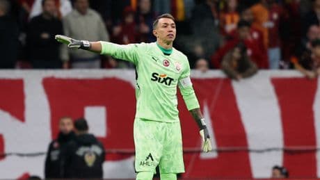 Trabzonspor Galatasaray maçı, Muslera ilk 11'de!