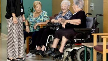 Laura Encinas, experta en finanzas personales: "El 70% de las mujeres que se divorcian después de los 65 años entran en un umbral de pobreza"
