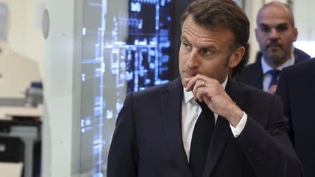 Emmanuel Macron, «l'amour du risque» pour son retour sur la scène politique nationale