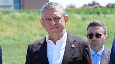 Özgür Özel'den İBB tutuklularına siyasi rüşvet: Susarsanız sizi vekil yaparım