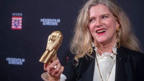 Film: Barbara Sukowa entdeckt ihr Herz für deutsches Fernsehen