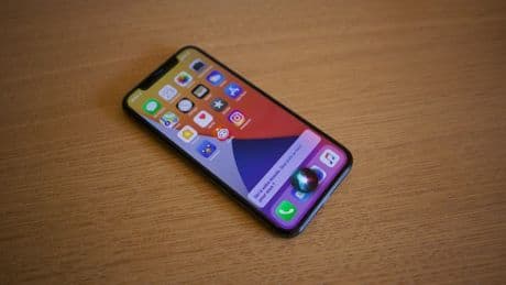 Bientôt Alexa ou Google Assistant sur votre iPhone?