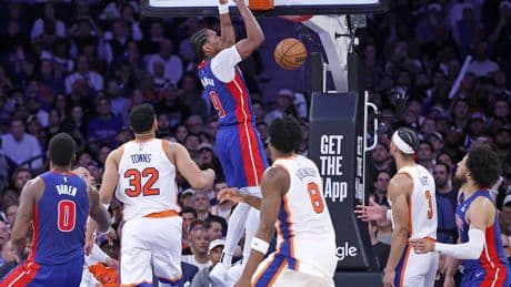 Ausar Thompson has career night to help keep Pistons alive