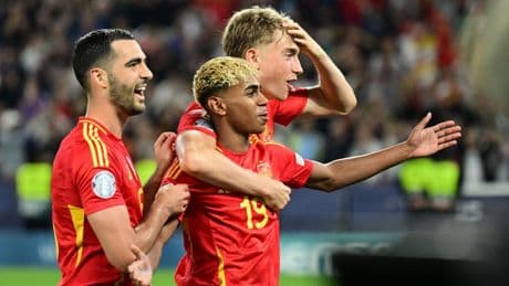 Spanje naar finale Nations League na spektakelstuk tegen Frankrijk