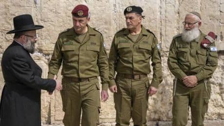 Mossad, azione sul campo. Decapitati gli ayatollah