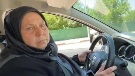 55 yaşında, 12’nci sınavda ehliyet almaya hak kazandı: Pes etmedim