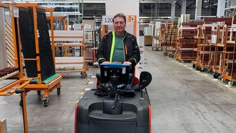 Staplerfahrer mit Behinderung verzweifelt - Nach 44 Jahren will mich meine Firma loswerden