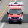 Unfall in Niederbayern: Handbremse nicht gezogen: Auto überrollt Mann