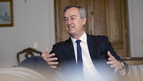 González-Bueno (Banc Sabadell): “Las posibilidades de la opa disminuyen”
